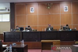 Pemda Mabar-DPRD sepakati empat ranperda diproses jadi perda