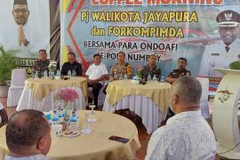 Pemkot Jayapura ajak para ondoafi berperan dalam pembangunan