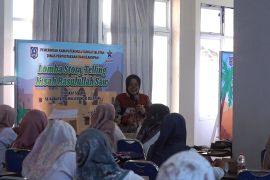 50 pengelola perpustakaan se-HSS ikuti pembinaan Dispersip Kalsel