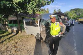 Mopen tabrak truk muatan kayu di Pidie, warga Aceh Barat meninggal dunia