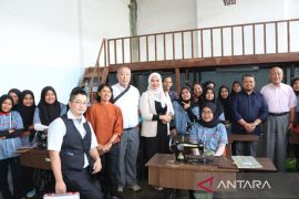 Advetorial-Begini upaya Bupati Dolly mengurangi angka pengangguran di Tapsel