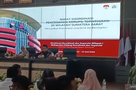 KPK RI minta pemkab/pemkot se-Sumbar percepat sertifikasi aset
