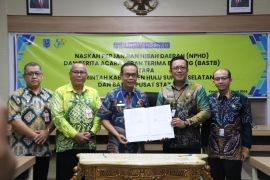 Pemkab hibahkan tanah untuk relokasi kantor BPS HSS