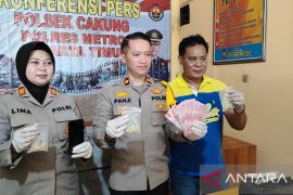 Polisi tangkap pengedar 514 butir pil ekstasi di Jakarta Timur