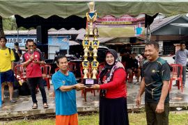 16 tim ikuti turnamen sepakbola antar SKPD di Balangan