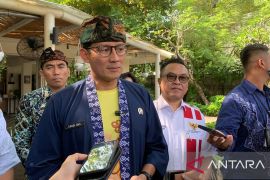 Sandiaga singgung peran penyedia minuman beralkohol buntut ulah bule di Bali