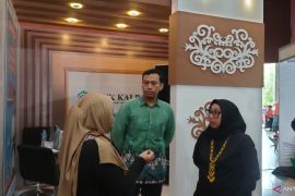 Bank Kalbar kenalkan tabungan siswa di Global Education Fair 2024