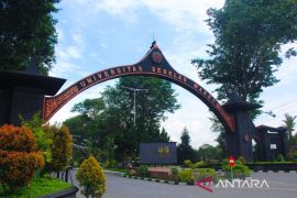 Pendaftaran S2 dan S3 2024 UNS masih dibuka, cek jadwal dan syaratnya