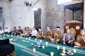 Bupati Sambas resmikan Masjid As-Sobirin di Tebas