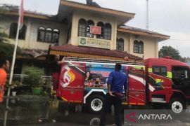 Kantor camat di Medan alami kebakaran