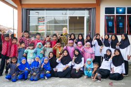 Bunda literasi Solok ajak guru dan murid bangkitkan semangat membaca