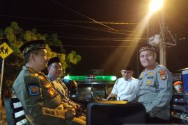 Ratusan kendaraan ramaikan takbir keliling Idul Adha 1445 Hijriah di Belitung