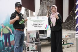PLN Kalselteng salurkan peralatan bagi UMKM guna tingkatkan usaha