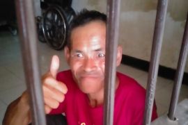 Tak senonoh, Seorang lelaki tuna rungu di Lotim diamankan polisi