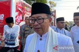 Ribuan paket daging kurban dibagikan untuk warga tak mampu di Cianjur