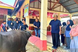 DPRD Gorontalo Utara apresiasi peran swasta salurkan daging kurban