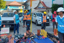 FOTO - Punggawa PLN jaga keandalan listrik jelang Idul Adha