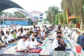 GALERI FOTO - DPRD Riau jadi tempat pelaksanaan Shalat Idul Adha