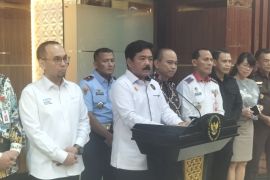 Menko Polhukam pastikan aparat yang terlibat judi online tidak masuk satgas
