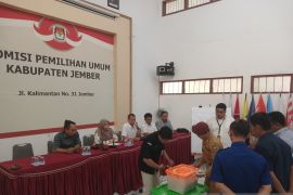 KPU Jember rekapitulasi ulang suara tindak lanjuti putusan MK