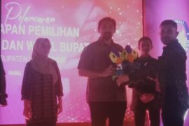 KPU meluncurkan tahapan pemilihan balon bupati dan wabup Lutim