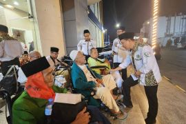  300 peserta safari wukuf lansia kembali ke kloter