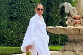 Liburan di Italia, Jennifer Lopez terlihat tanpa Ben Affleck
