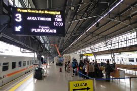 KAI Daop 1 layani 412.000 penumpang pada libur Lebaran Besar 2024