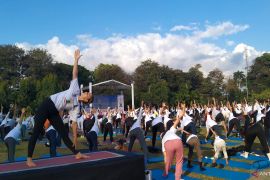 Peringatan Hari Yoga Internasional di Bali perkuat ikatan rakyat