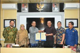 KONI  Belitung Timur - STKIP Pasundan jalin kerja sama beasiswa atlet