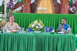 Pemerintah Teluk Wondama ajak wanita gereja aktif jadi pelaku ekonomi