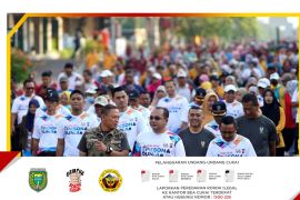 Pj Wali Kota Madiun ajak ASN ikut sosialisasikan gempur rokok ilegal