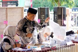 KPU Kabupaten Gorontalo menggelar pemungutan suara ulang di Tuladenggi