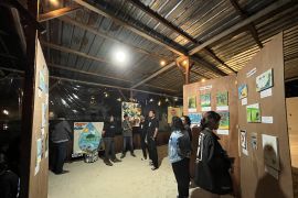 LSM MCC adakan pameran karya seni unik berbahan dasar dari sampah di Ambon
