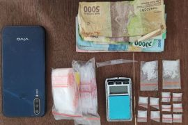 Honorer Dishub Bengkalis nyambi jualan sabu