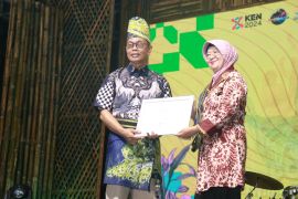 Pemkab HSS terima penghargaan Kharisma Event Nusantara Kemenparekraf RI