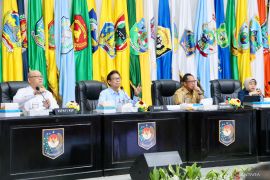 Tito Karnavian dorong kepala daerah genjot vaksinasi polio