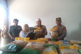 Pemkab Pasaman Barat dirikan kios pangan murah bagi masyarakat