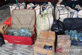 Polsek Pelabuhan Sorong gagalkan penyelundupan 880 liter Cap Tikus