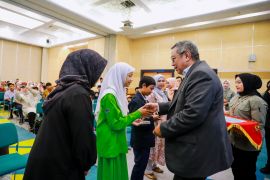 Pemkot Tangsel beri Rp1,8 juta untuk anak yang tidak diterima di SMP negeri