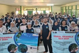 Ratusan pelajar peringati Hari Segitiga Terumbu Karang