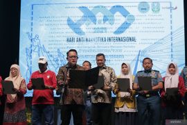 Peringatan Hari Anti Narkotika Internasional di Surabaya