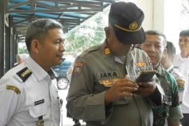 Pemkab Tangerang temukan tiga pegawai sedang main judi online