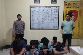 Polda Babel minta orang tua tingkatkan pengawasan anak pasca diamankan 8 remaja yang akan tawuran