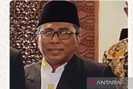 DR.KH.Fadlolan Musyaffa cetak generasi salaf dengan pemikiran modern
