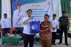 Pemkab HST bantu modal operasional bagi 528 pelaku UMKM