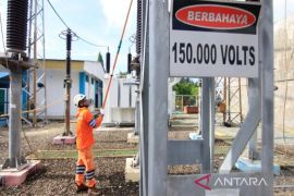 PLN Baturaja gelar pemeliharaan rutin jaga pasokan listrik pelanggan