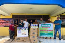 PT RPI dan RL salurkan bantuan untuk masyarakat sekitar