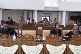 Rapat agenda penyampaian bupati terkait Raperda pelaksanaan APBD 2023 Seruyan