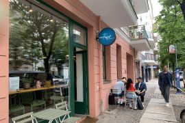 Piala Eropa 2024: Nua Rasa, kedai kopi Indonesia di Berlin